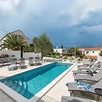 5 Km From S Center * Trogir
