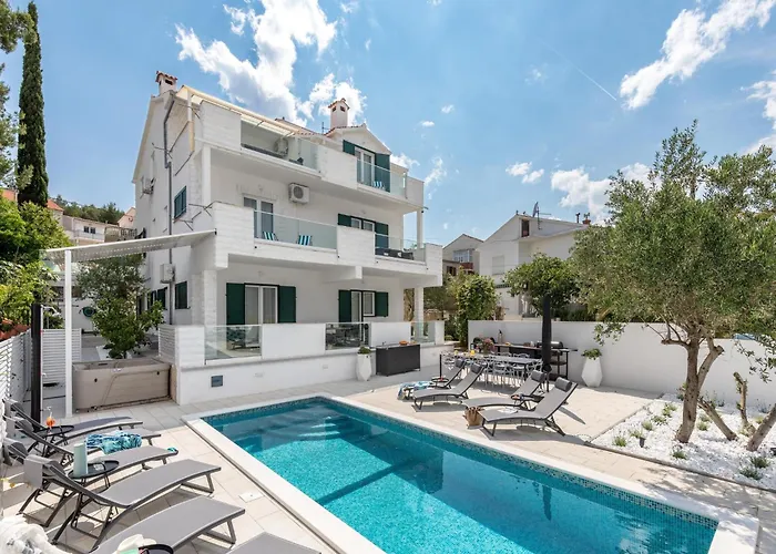 5 Km From S Center *