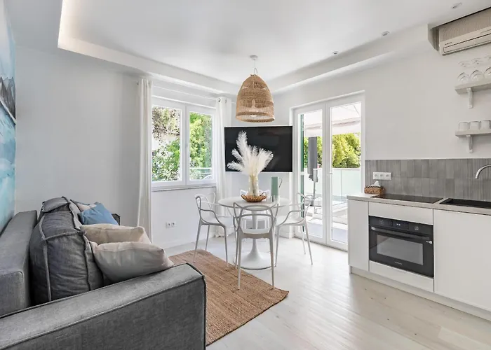 5 Km From S Center Lägenhet *