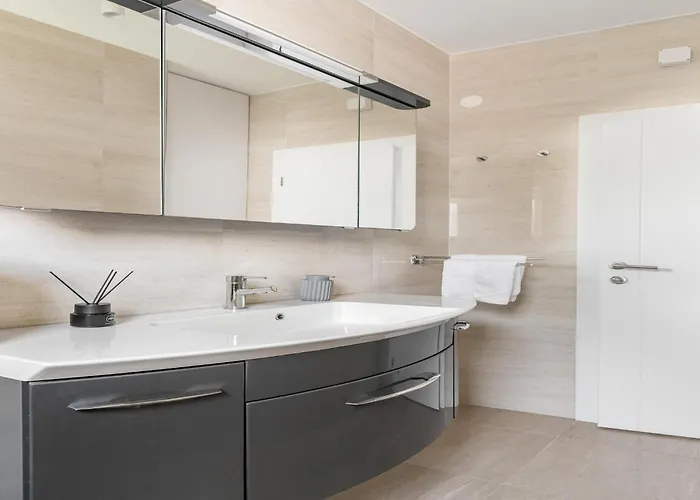 Appartement 5 Km From S Center