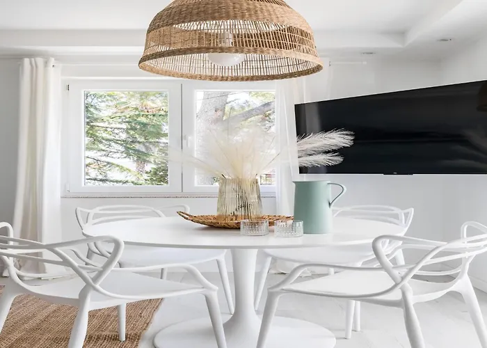 5 Km From S Center *